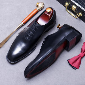 Zapatos de cuero cosidos a mano de alta calidad, grabados para hombre, zapatos formales para hombre, zapatos de vestir casuales para hombre - Product Image 1