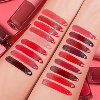 Produits de beauté, maquillage, rouge à lèvres liquide mat velours longue durée, luxe, rouge, végan, sur mesure, vente en gros, marque privée