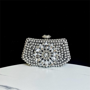 Pochette de soirée personnalisée avec strass, sac à main scintillant pour femme, pochette de bal à paillettes et strass, pochette de soirée élégante - Product Image 4