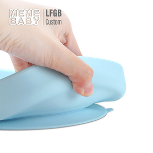Prodotti Eco Friendly <span class=keywords><strong>2025</strong></span> piastra in <span class=keywords><strong>Silicone</strong></span> per uso alimentare BPA gratis per bambini moderni sala da pranzo per bambini Set Design personalizzato