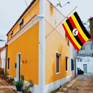 Drapeau de l'Ouganda 3x5 pieds en polyester 68D/100D, impression numérique personnalisable, anti-plis, livraison rapide d'un fournisseur fiable – Vente en gros - Product Image 5