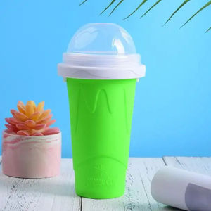 Wholesale Wholesale Squeeze Homemade Water <b>Bottle</b> Quick-Frozen <b>Smoothie</b> Sand Cup Fast Cooling Magic Ice - Product Image 5