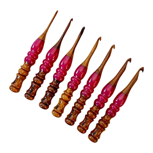 เข็มโครเชต์เรซิ่นทำมือ พร้อมด้ามจับนุ่มสบายตามหลักสรีรศาสตร์ รูปทรงนางฟ้า ปรับแต่งขนาดและสีได้ เหมาะสำหรับงานถักไหมพรม งานฝีมือ งานทอผ้า สำหรับเทศกาลคริสต์มาส - Product Image 3