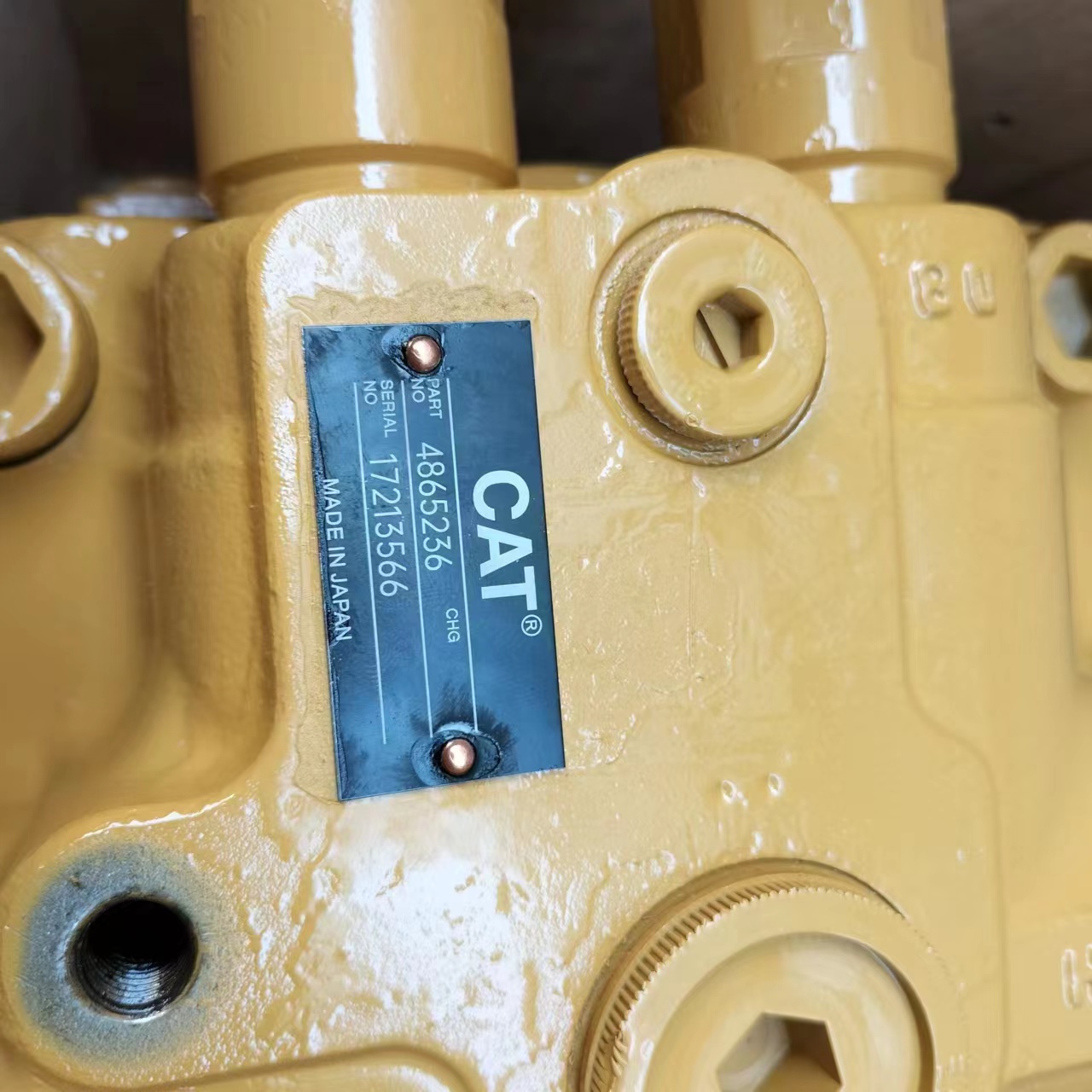 入荷now 安全 4865236 for Parts Excavator for 486 MotorAssy Swing E349D パーツ
