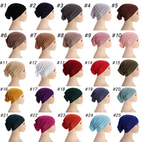 Venta al por mayor fácil de usar malayo caliente Modal Color sólido Hijab banda para el cabello elástico musulmán cilindro Hijab gorra para señora chica