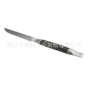 Stainless Steel Barbecue Tool Set With Wooden Handles 5 Piece Outdoor Grilling Equipment For Flipping And Serving - Product Image 4