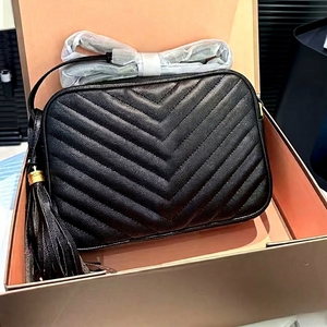 Nouveau style OEM <span class=keywords><strong>Sac</strong></span> photo de voyage à motif grain de pierre avec pompon, polyvalent, durable, avec bandoulière réglable, <span class=keywords><strong>sac</strong></span> à bandoulière pour femme - Product Image 6