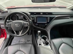 Toyota Camry Usata 2018 di Alta Qualità, Berlina Automatica con Guida a Sinistra e Interni in Pelle, Veicolo Economico in Vendita in Cina - Product Image 4