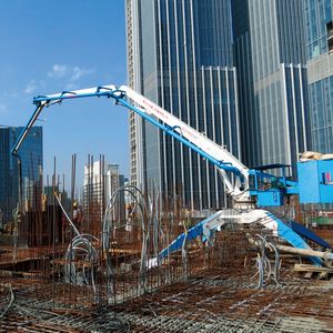 Moteur de machines de construction de la marque JIUHE, 17M, distributeur de béton hydraulique mobile araignée, bras de placement de béton - Product Image 6