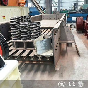 Stone Specifications of Ore Sand <b>Mining</b> Vibrating Feeder 250-300t/h - Product Image 3