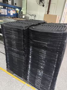 ถาดบรรจุภัณฑ์แบบขึ้นรูปด้วยความร้อนป้องกันไฟฟ้าสถิตย์ ESD แบบกำหนดเอง วัสดุ PS PET สำหรับบรรจุอุปกรณ์อิเล็กทรอนิกส์ PCB  แบบขึ้นรูปสุญญากาศ สำหรับอุปกรณ์การแพทย์ - Product Image 4