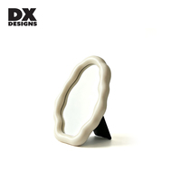 Miroir de table DX DESIGNS en résine blanc crème, cadre ondulé, miroir décoratif irrégulier pour chambre à coucher, commode, décoration intérieure