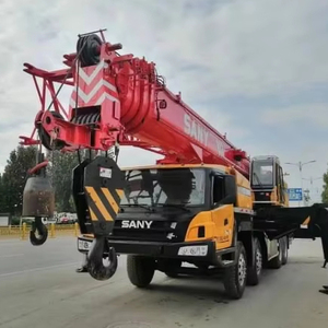 Grue sur camion Sany STC900 90T d'occasion bien entretenue, certifiée EPA, levage stable pour projets de construction - Product Image 1