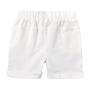 Conjunto de Ropa Infantil de Verano, Camiseta de Manga Corta con Estampado de Hojas y Pantalones Cortos Blancos para Niños, Venta Caliente, de China - Product Image 4