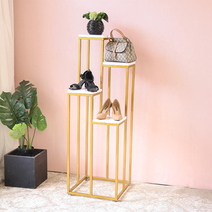 Présentoir métallique portable pour chaussures et sacs – Idéal pour vitrine de boutique de mode – Présentoirs sur pied pour la décoration - Product Image 4