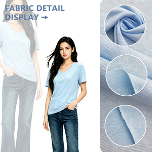 Tela de punto de jersey sencillo de algodón y poliéster 20S con diseño de copo de nieve, 180 cm de ancho, 190 g/m², suave, para camisetas, camisetas básicas y prendas de vestir. - Product Image 2