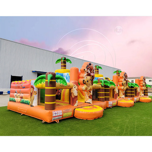 Castillo Inflable de PVC Ecológico para Exteriores, Tobogán Inflable con Animales de la Selva, Aro de Baloncesto, Garantía de 3 Años, Capacidad de 300-500 kg - Product Image 1