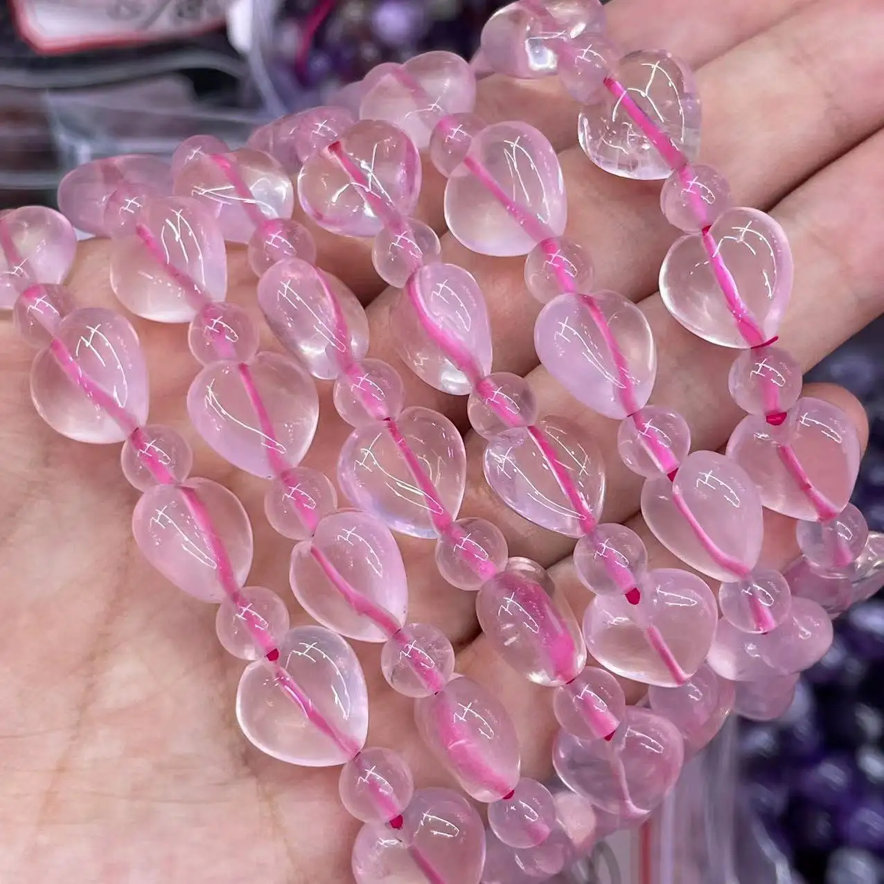 Wholesale Natural Rose Quartz Carved Heart shaped Powder Crystal Bracelet Healing Stone Decoration