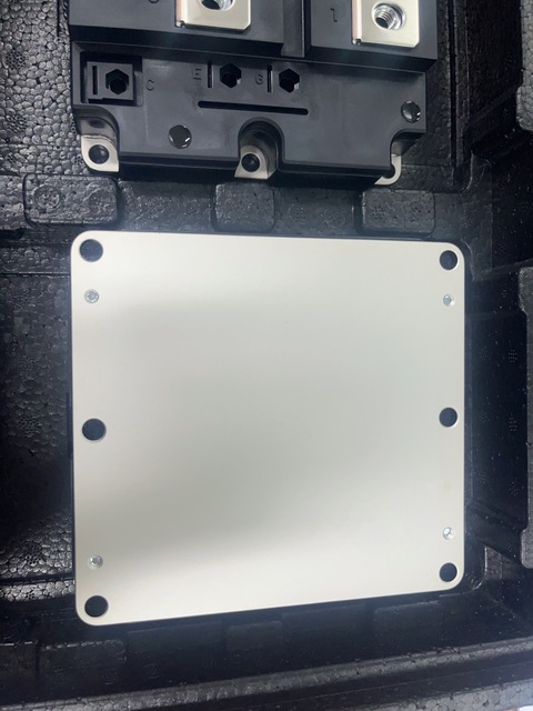1200V 900A High Reliability Discrete Semiconductor IGBT Module Surface Mount Plastic Copper Packaging for Inverters Motor Drives