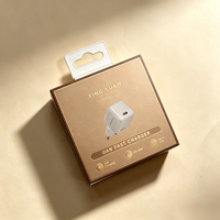 Maßgefertigte Luxus-Kartonverpackung Faltbare Display-Box Spezifikationstabelle mit Prägung für In-Ear-Kopfhörer