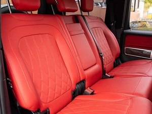 G WAGON G63 2024 con Interni Rossi Diamantati e Fibra di Carbonio, Auto Usate - Product Image 5