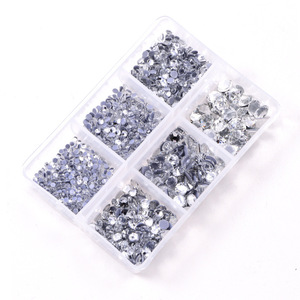 Boîte de 6 compartiments de <span class=keywords><strong>strass</strong></span> thermocollants en verre à fond adhésif thermofusible, assortis, style à tige, accessoires pour nail art, sacs et chaussures - Product Image 4