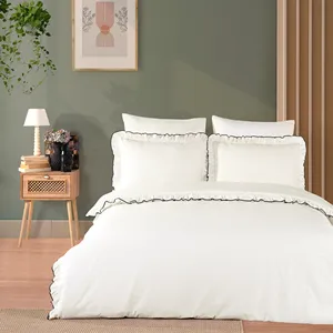 Parure de lit double Karden Flower Epure à volants 100% coton uni avec drap-housse, housse de couette blanche et 2 taies d'oreiller douces pour chambre à coucher - Product Image 3
