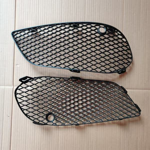 2058852523 2058852623 ชุดไฟตัดหมอกกระจังหน้านำเข้า W205 C200 อะไหล่ตัวถังรถยนต์ W205 C200 C260 C280 C300 สำหรับรถยนต์เมอร์เซเดส - Product Image 4