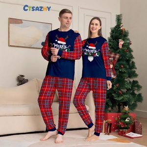 Conjunto de Pijamas de Poliéster Macio com Estampa de Chifres de Veado e Letras, para o Inverno de 2025, com Chapéus de Natal e Blocos de Cores – Roupas de Família Combinando para o Natal - Product Image 2