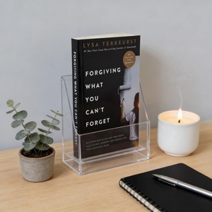 Perdona ciò che non puoi dimenticare: guida all'cura emotiva e al recupero, libro di auto-soccorso di Lysa TerKeurst - Product Image 4