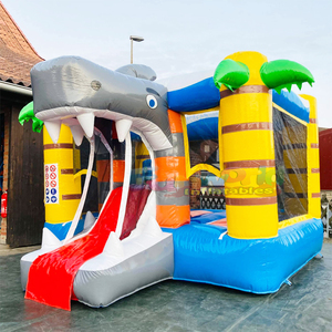 Castillo inflable con tobogán para niños, modelo tiburón, para uso en exteriores. - Product Image 1