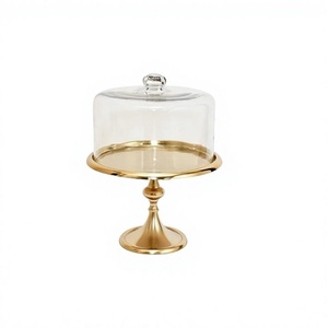 Soporte para servir postres de metal y vidrio con cúpula redonda para servir bocadillos, frutas y chocolate. - Product Image 1