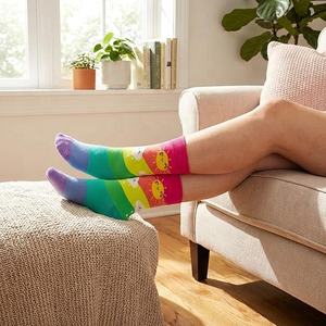 Calcetines Divertidos de Algodón para Mujer con Diseño de Dibujos Animados Coloridos, Estampado de Animales y Frutas - Product Image 4