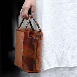Sac à main en bambou tressé de style chinois traditionnel pour femme, sac de rangement pour ustensiles de thé, design rétro zen, origine Anji, durable - Product Image 2