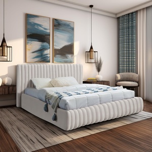 Cama acolchada de terciopelo de estilo moderno de <span class=keywords><strong>la</strong></span> <span class=keywords><strong>serie</strong></span> más vendida con terciopelo de color crema cama tapizada de terciopelo con surco profundo - Product Image 1