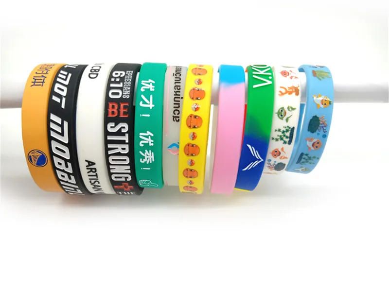 A buon mercato in gomma personalizzato wristband del silicone del braccialetto personalizzato per il regalo di promozione e eventi braccialetti in silicone braccialetto in silicone