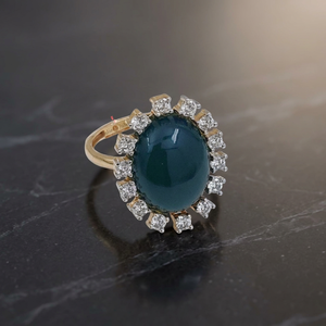 Bague pour femme en or 18 carats, accessoire élégant pour tous les jours, occasions spéciales et soirées, provenant d'Inde. - Product Image 3