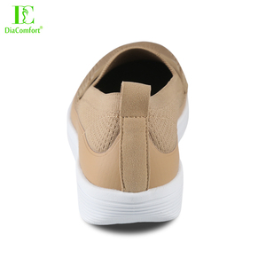 Calzado ortopédico de alta calidad Cómodo transpirable Plantilla de soporte de arco Zapatos de diabetes <span class=keywords><strong>para</strong></span> <span class=keywords><strong>damas</strong></span> - Product Image 3