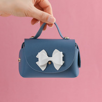 Boîte cadeau rigide en cuir PU pour mariage, petite, en gros, avec gaufrage, pelliculage mat, matériaux recyclés, emballage sac à main pour bonbons