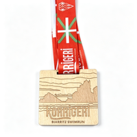 Médaille de sport en bois personnalisée en gros d'usine, écologique, gravée, pour marathon, course, avec ruban de cou