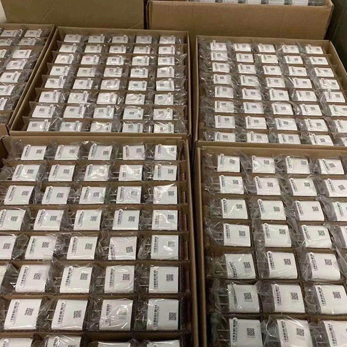 Blanc : chargeur à port unique 20 W - sans boîte