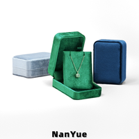 Boîte à bijoux en velours de luxe, boîte à bijoux rectangulaire arrondie, boîte cadeau personnalisée avec logo, emballage cadeau de mariage, boîte à bijoux pour anniversaire