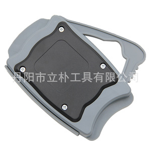 Ouvre-bouteille Li Pu en plastique gris, manuel, portable, en acier inoxydable, forme irrégulière, pour utilisation comme clé - Product Image 4