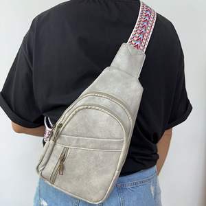 Sac de poitrine décontracté pour femme de style européen et américain, rétro, couleur unie, sac bandoulière, sac de taille, style bohème, disponible pour - Product Image 1