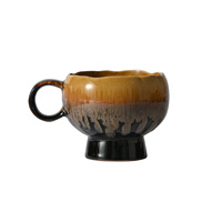 Tasse à café et soucoupe en céramique rétro, à pied haut, en forme de bourgeon, à rayures verticales, avec glaçure dégradée caramel, artisanale, style niche, pour le thé
