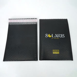 Enveloppes à bulles en poly noires personnalisées sac d'expédition à bulles en plastique écologique enveloppe postale indéchirable rembourrée à bulles - Product Image 4