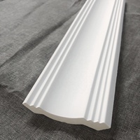 Moulure plate décorative élégante en polyuréthane avec finition parfaite pour plafonds, murs et intérieurs modernes