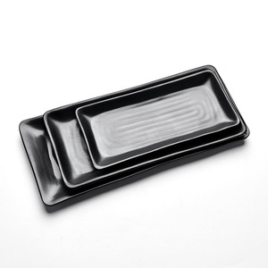Assiette à sushi japonaise rectangulaire en mélamine noire givrée A5, assiette plate, assiette barbecue, assiette pour fondue au bœuf, assiette pour légumes - Product Image 1
