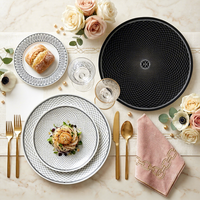 Service de table en céramique de style H-Deco de luxe, assiettes en porcelaine géométriques noires et blanches pour hôtel, restaurant, mariage, vente en gros