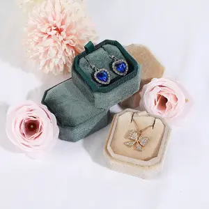 Luxury Custom Logo Cream Oval Packaging Double Rings Jewelry Ring Velvet Box